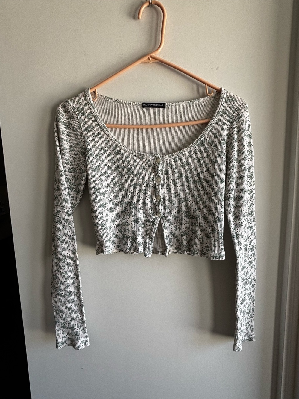 Brandy Melville White and Green Floral Ribbed Cropped Button-Front Top